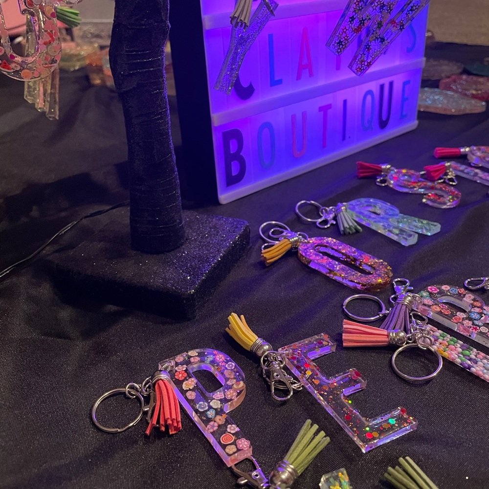 Resin‎ Keychains - Picture 9 of 14